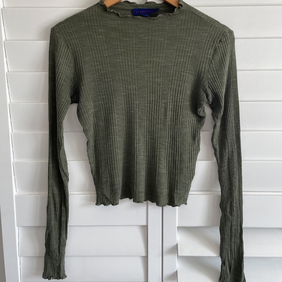 Mockneck Tee in Olive - Picture 1 of 2